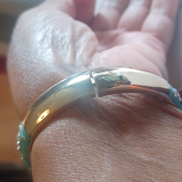 ENAMEL, RHINESTONE DETAILED BRACELET, SIZE 7, NEW - Picture 3 of 4